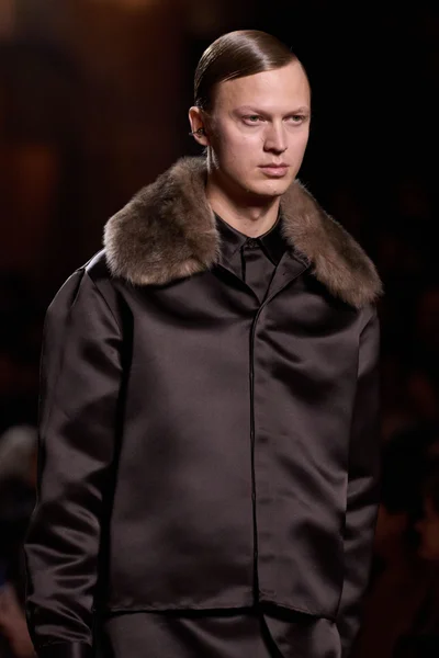 Look 103